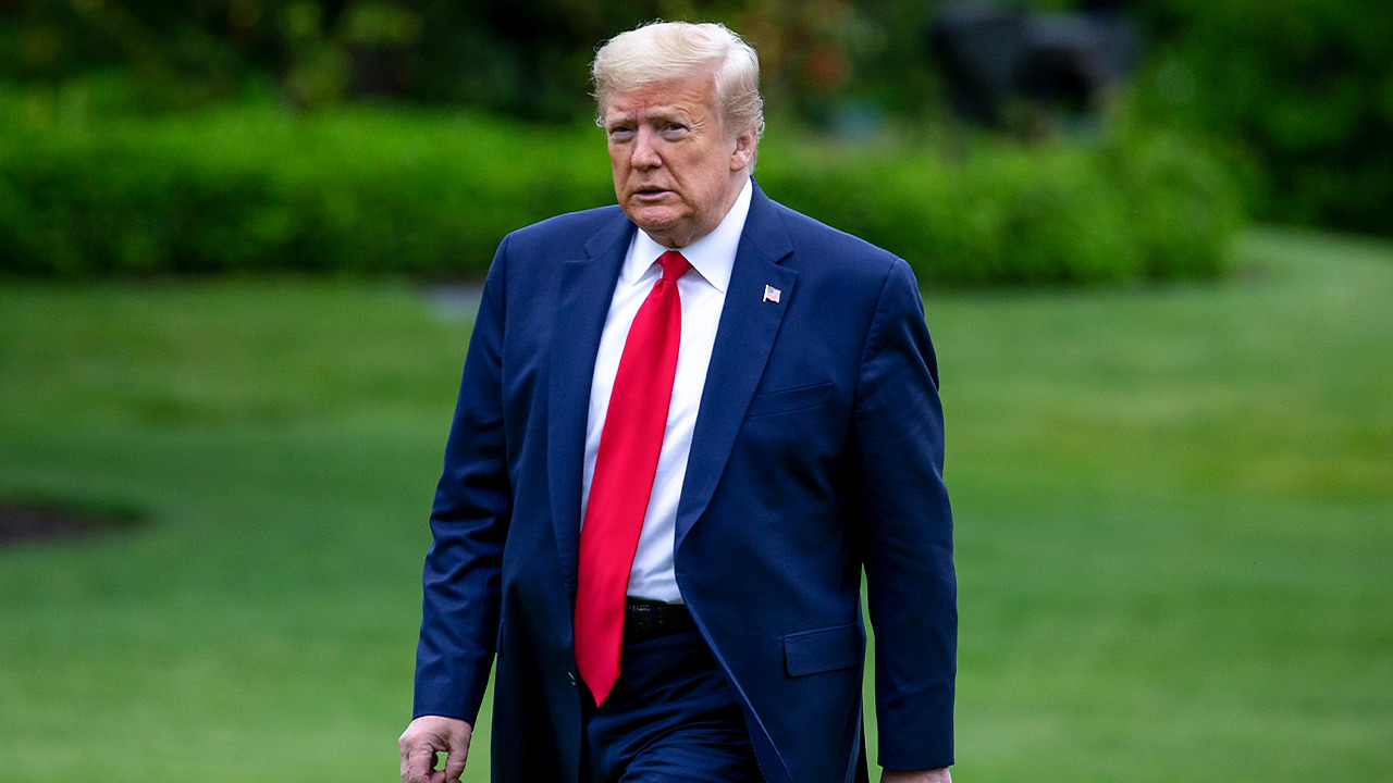  Trump welcomes the Canadian PM to the White House
