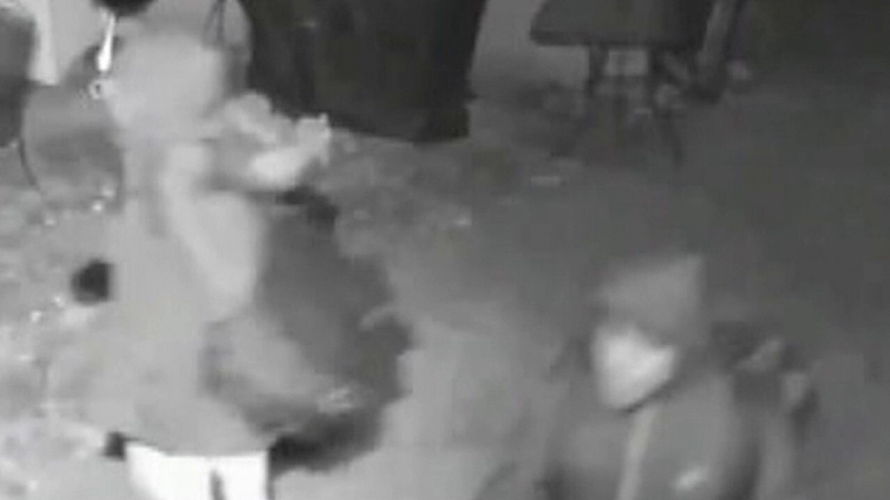 Soldier in Iraq catches thieves on doorbell camera 