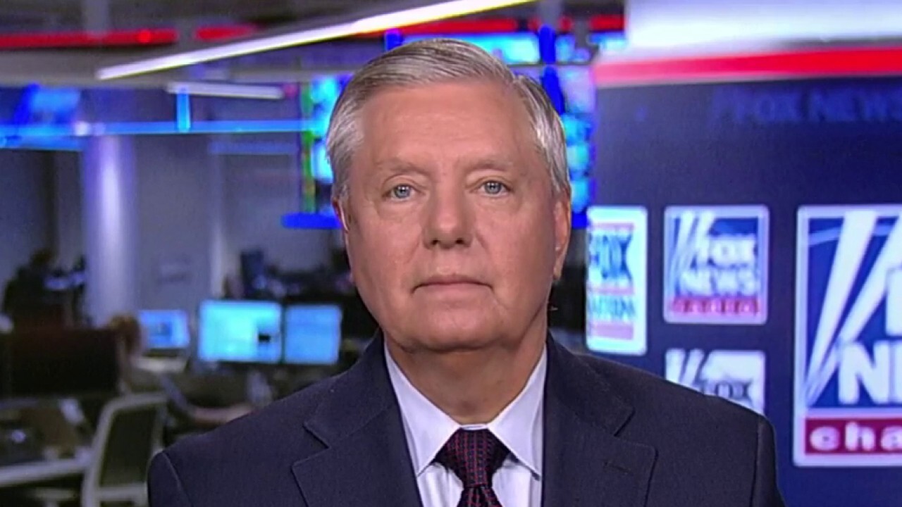 Lindsey Graham: Trump indictment being used to 'break' GOP from Trump