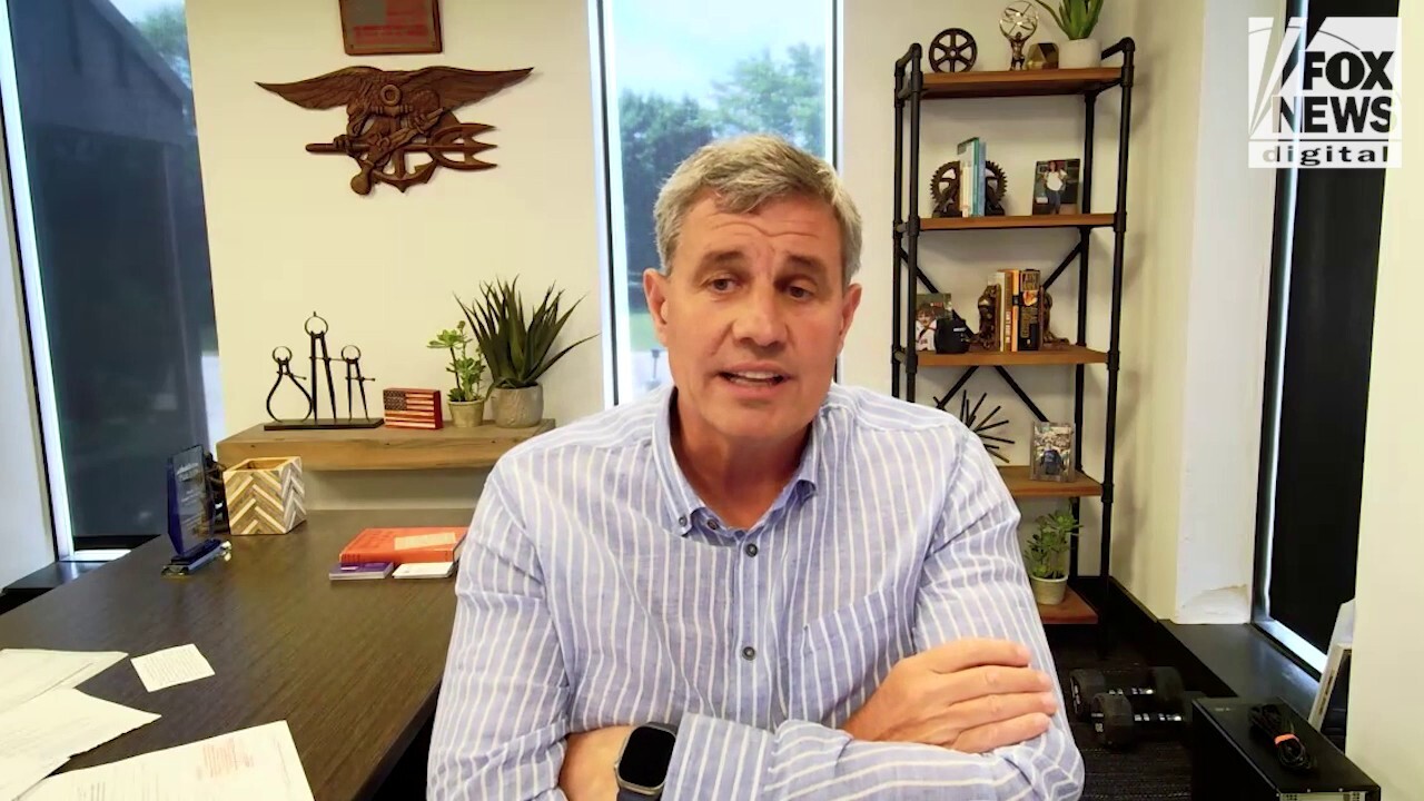Former Navy SEAL announces his Republican campaign for Wisconsin governor