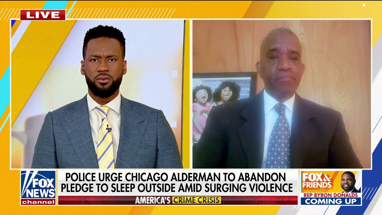 Chicago alderman sleeping outside in effort to deter drug sales asked to stop due to violence
