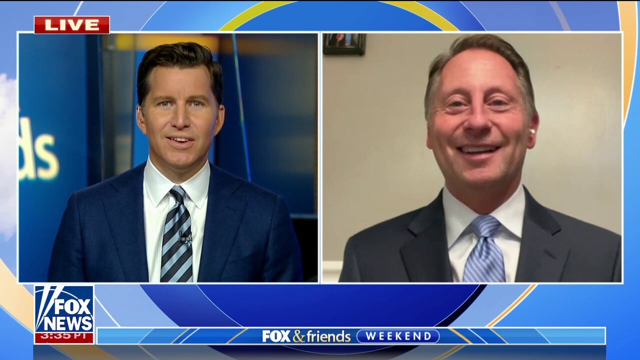 Dems finally ‘admit’ border crisis, show they’re ‘inept’ to find solution: Rob Astorino