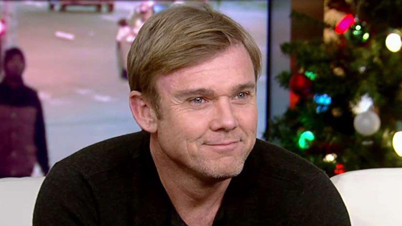 Ricky Schroder talks starring in 'Coat of Many Colors'