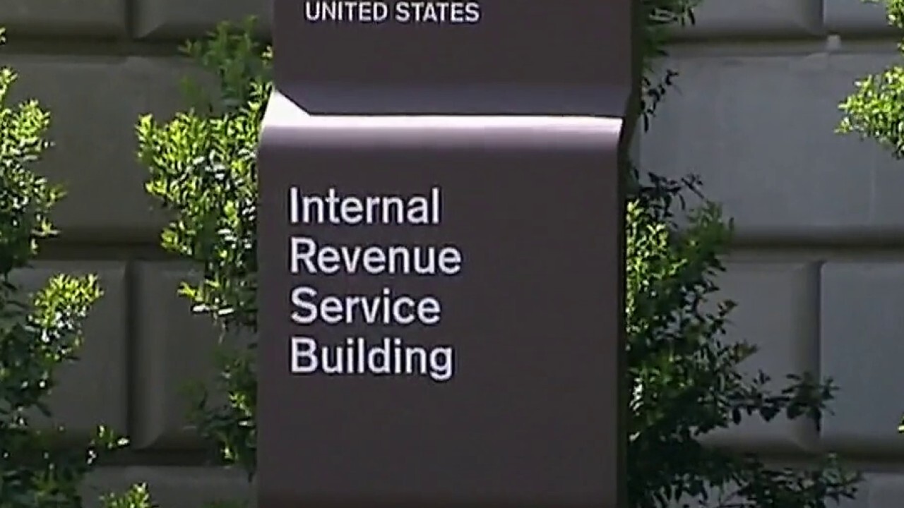 FBI begins probe into IRS document leak