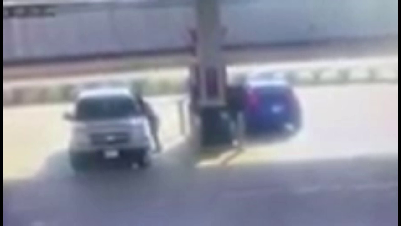 Texas thief caught on camera jumping through truck window to steal cash