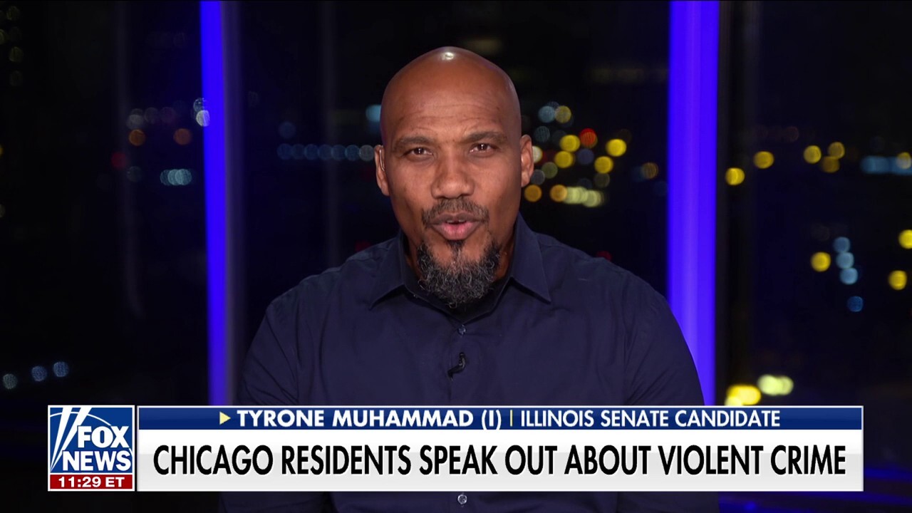 A 'Fox News @ Night' panel reacts to a Chicago resident speaking out about violent crime, a report of recent fatal crashes linked to illegal immigrants, a DNC speaker downplaying migrant crime and a carjacking suspect speaking about his arrest.