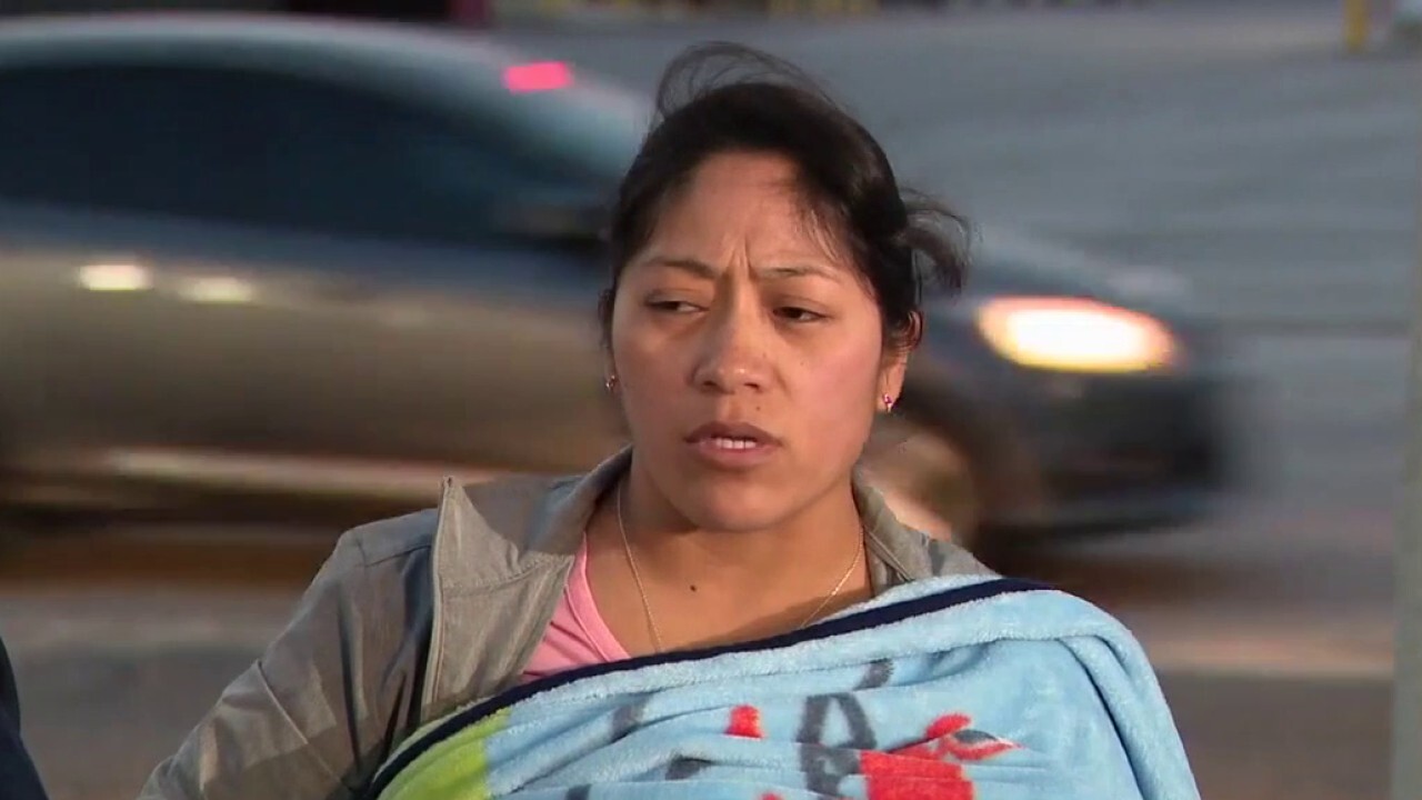 Мъж в окръг Ел Ей, случайно застрелян в автобус; вдовица моли за отговори