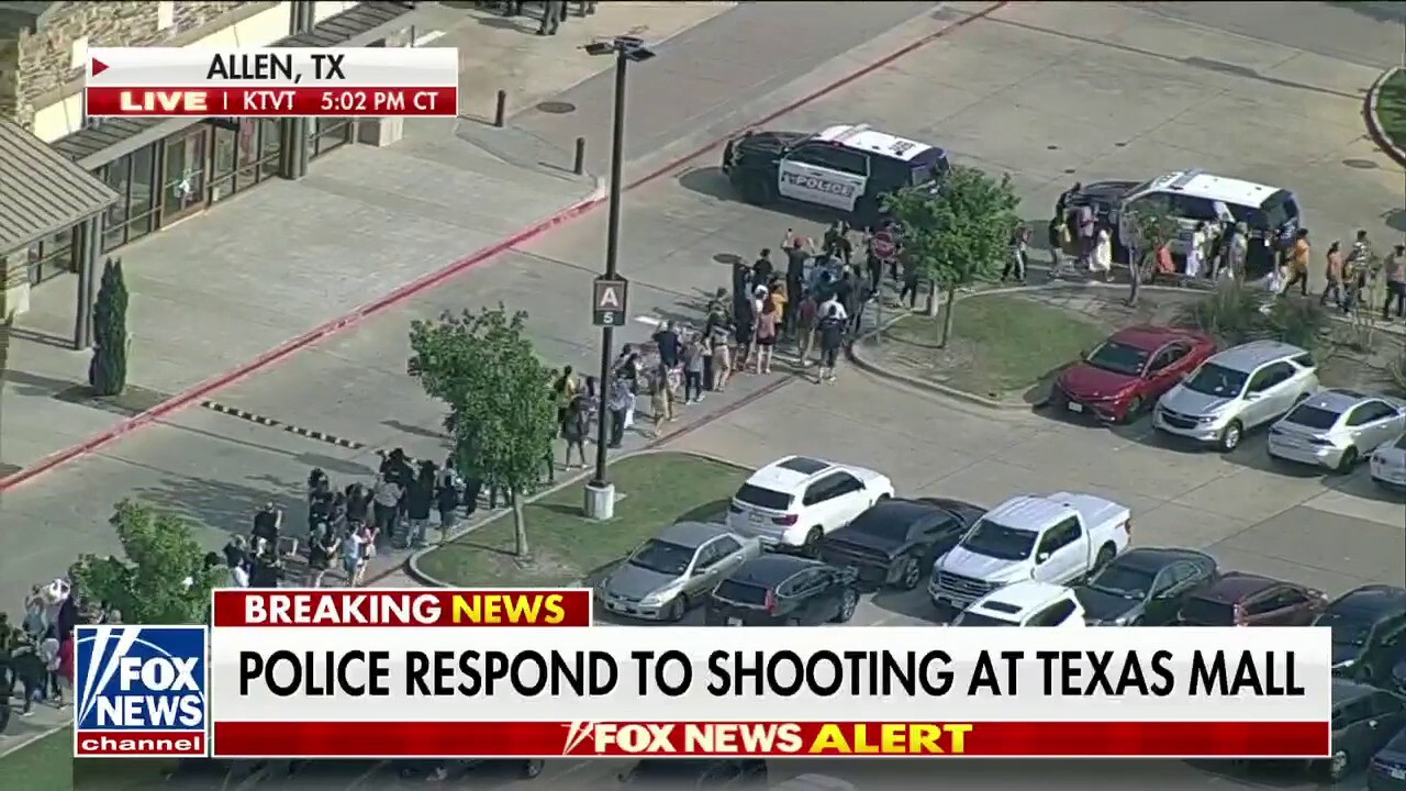 Police respond to reported shooting at Texas outlets