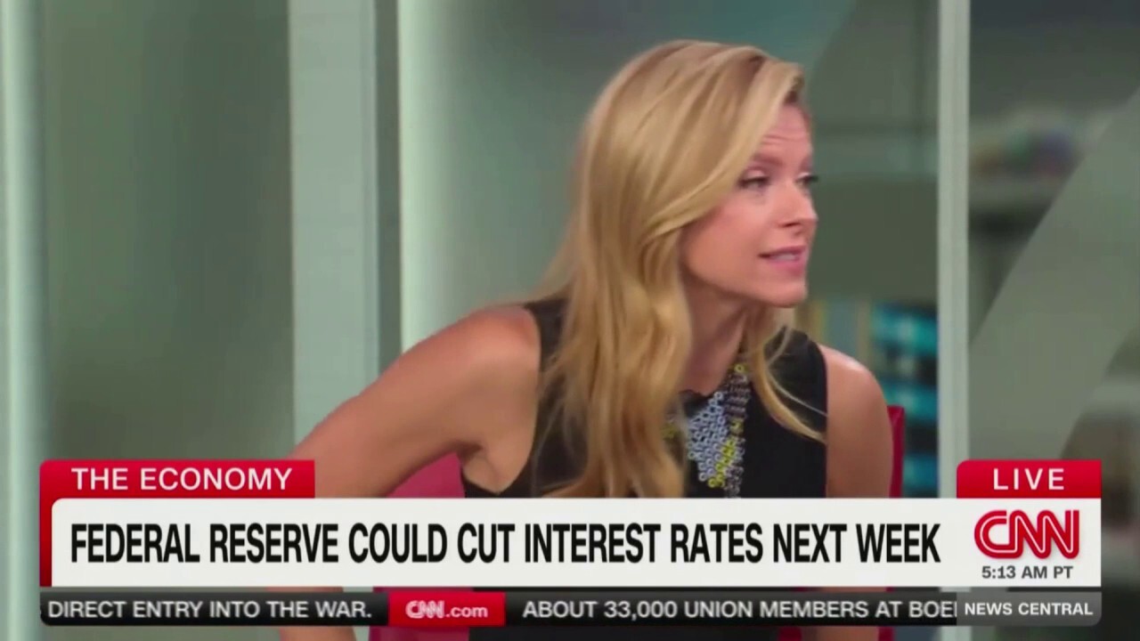 CNN anchor Kate Bolduan wonders how Harris can increase support with Trump ‘killing’ her on the economy