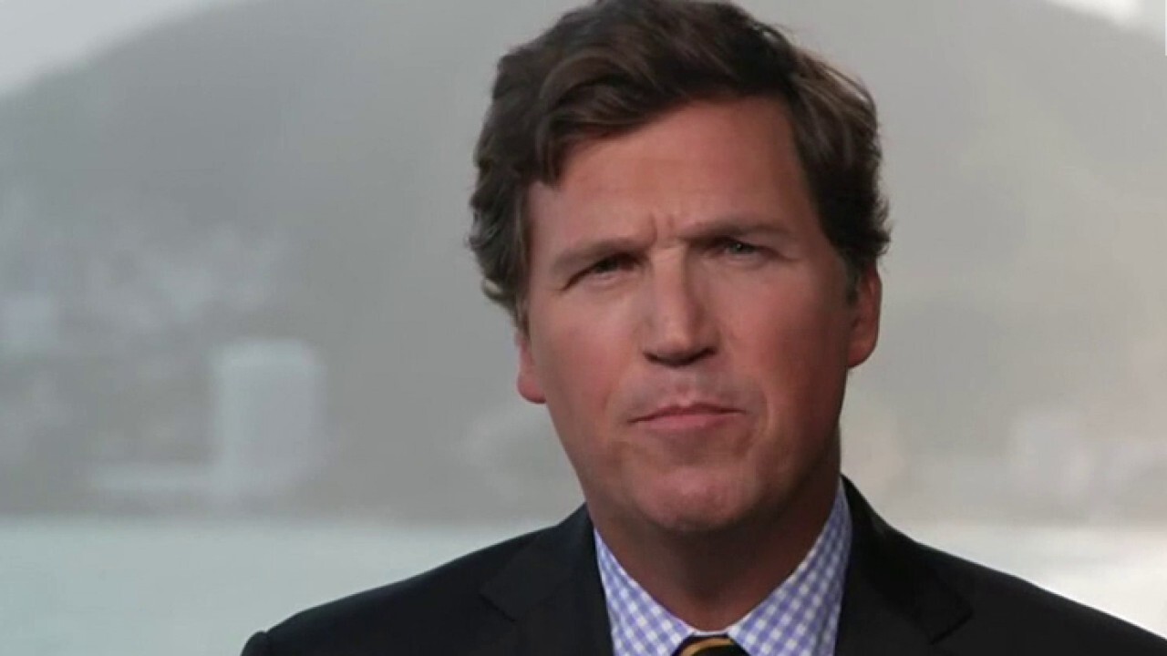 Tucker Carlson: Politicians created inflation