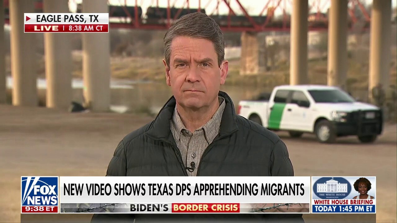 Videos show Texas DPS apprehending migrants along southern border