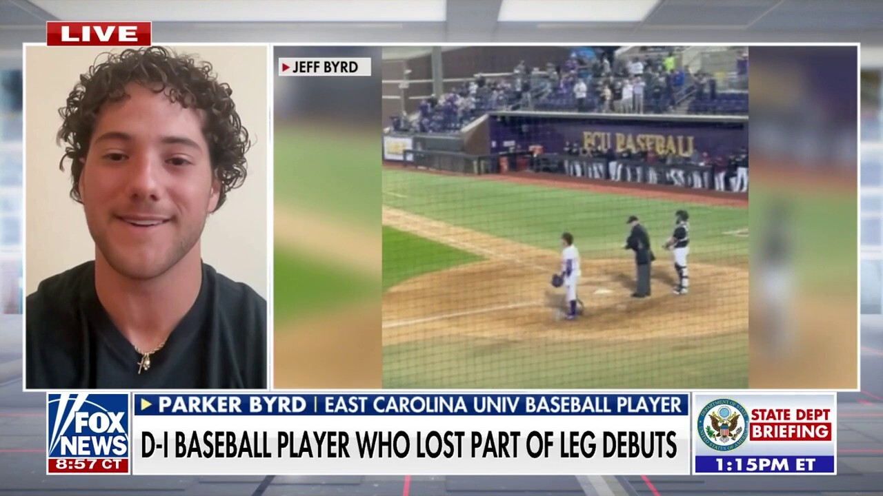 Baseball player who lost part of leg makes D1 college debut