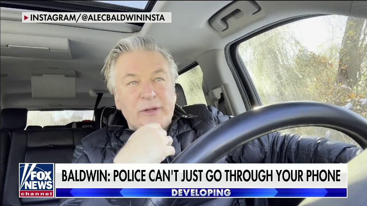 Alec Baldwin defends not turning over phone in 'Rust' investigation