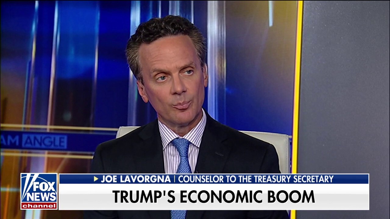 Counselor to the Treasury Secretary Joe Lavorgna discusses approval ratings for President Donald Trump’s economy on ‘The Ingraham Angle.’