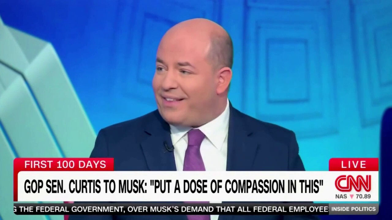 Brian Stelter admits Musk demanding federal employees list accomplishments 'makes perfect sense' to Americans