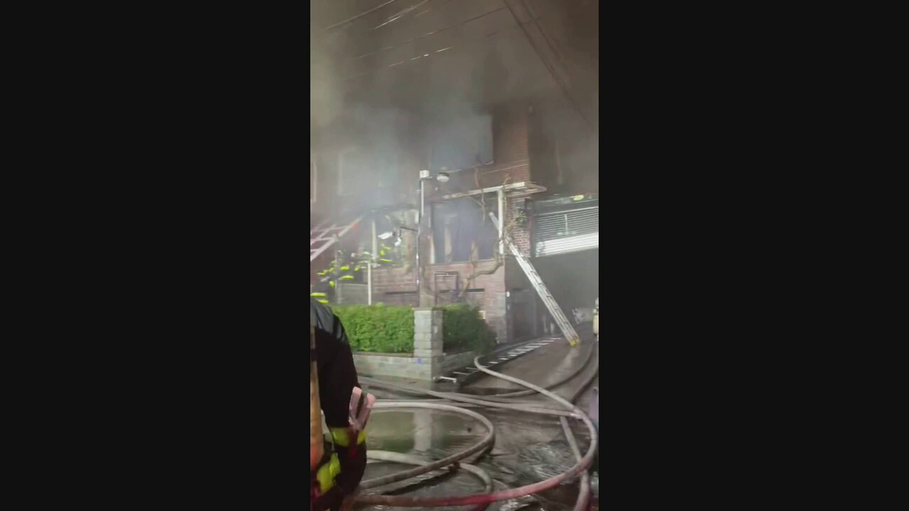 FDNY responds to structure fire in Queens