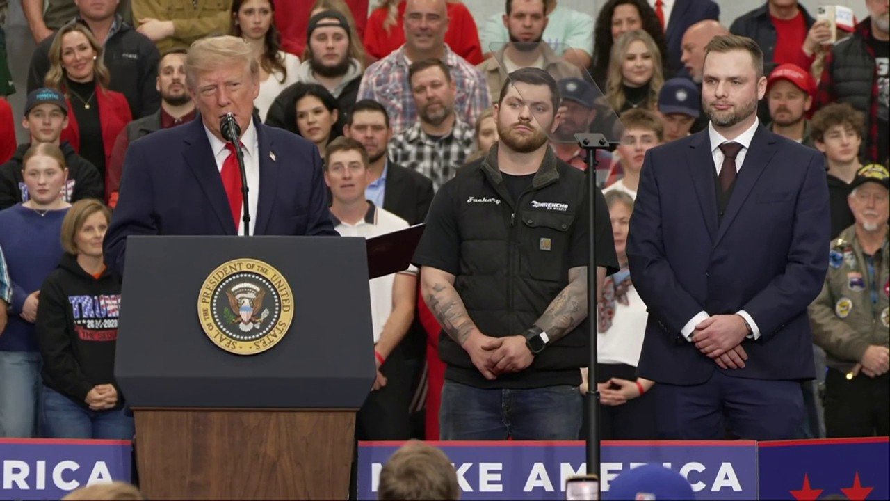 Trump invites mechanics onstage at Alaska rally to deliver pardons