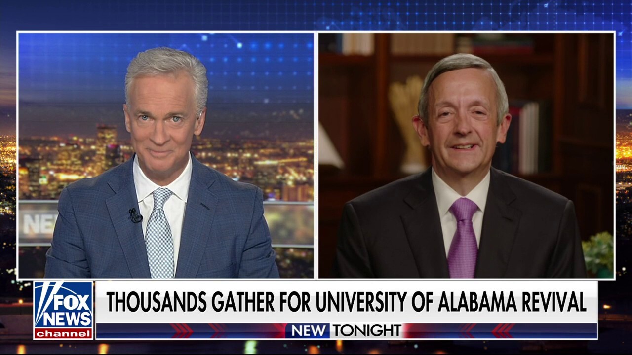 Church attendance is declining: Pastor Robert Jeffress