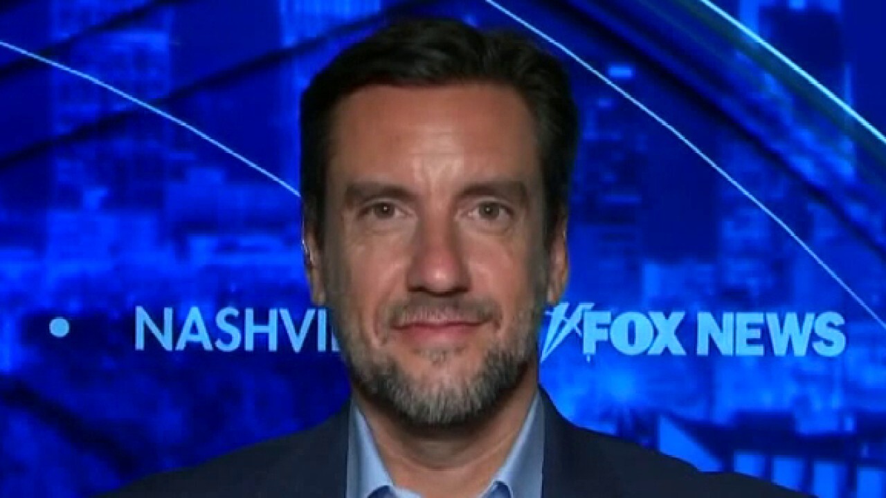 Clay Travis slams Democrats over care packages request
