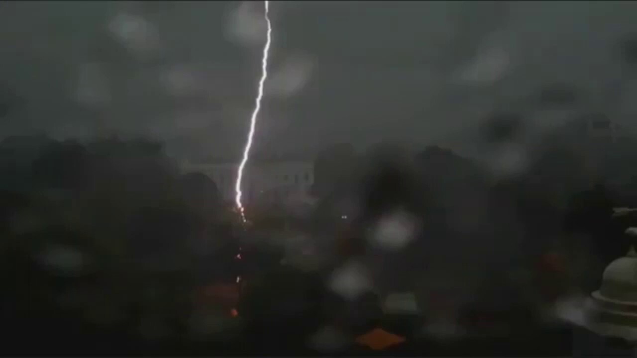Lightning strikes in Washington DC outside White House