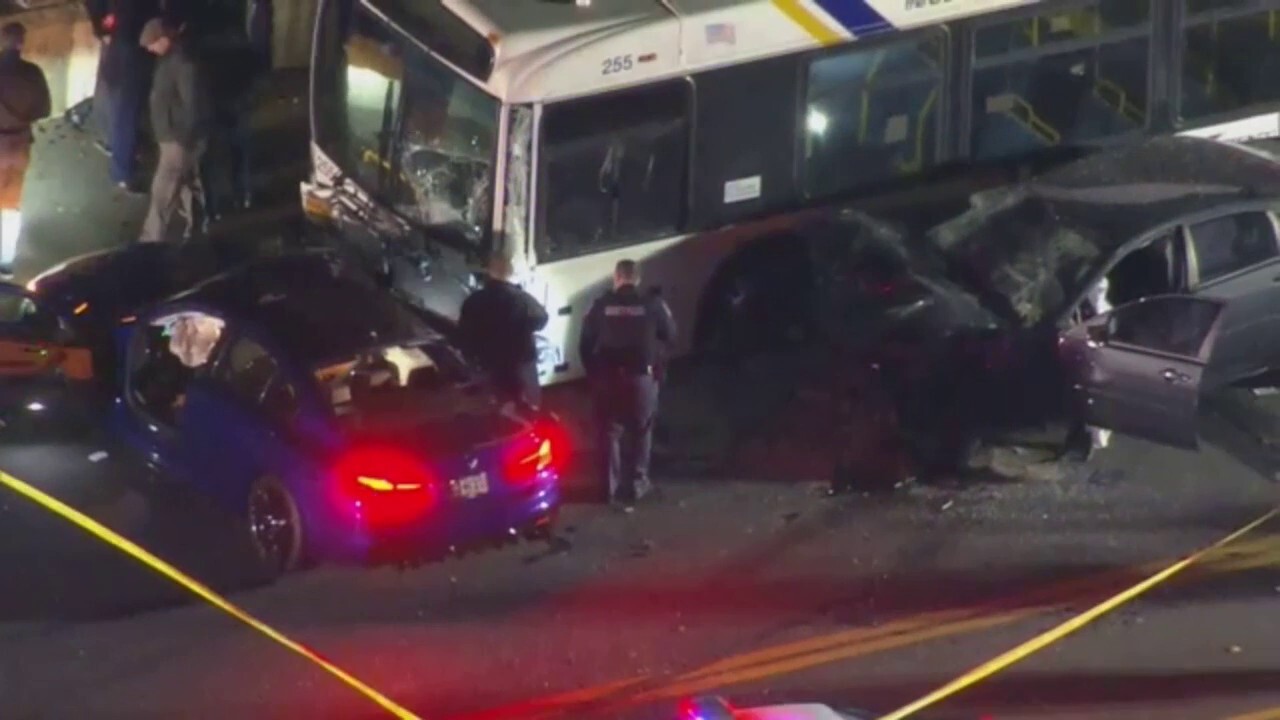 New York police sergeant killed in multi-vehicle crash