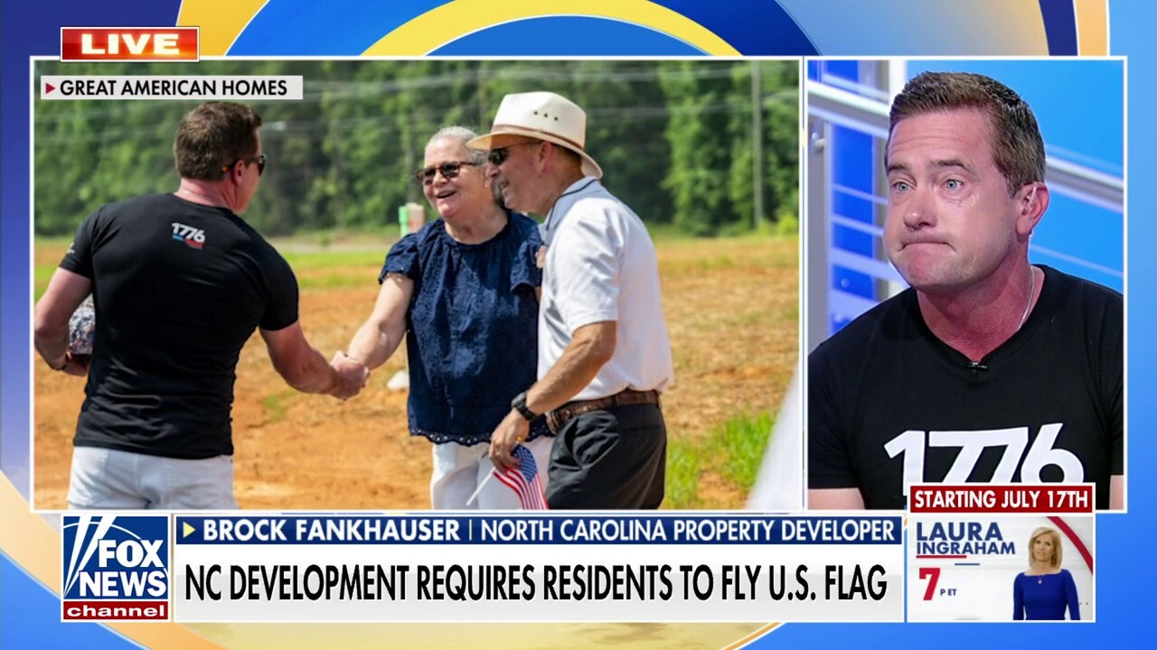 North Carolina property development requiring residents to fly US flag