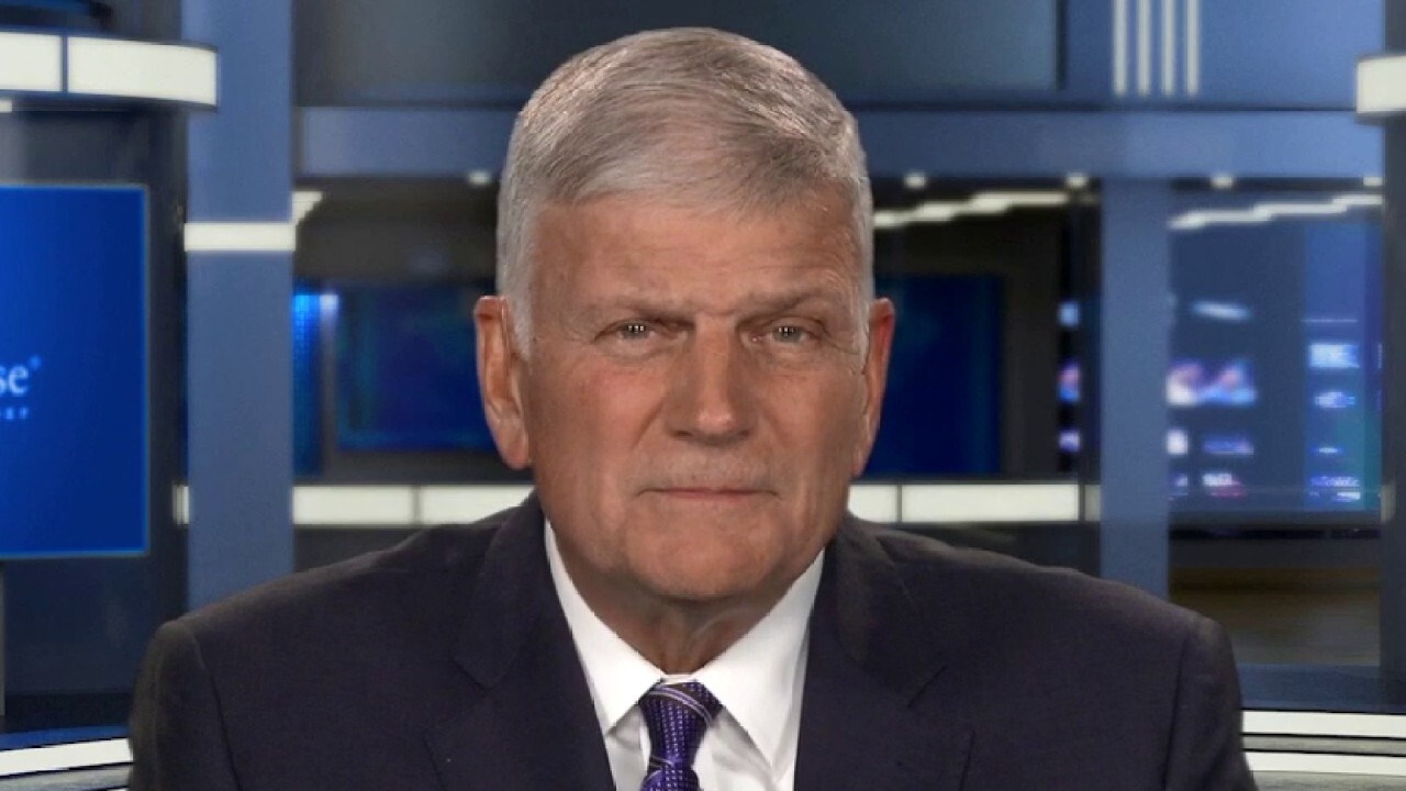 Franklin Graham on how Samaritan's Purse is supporting frontline health workers in fight against coronavirus	