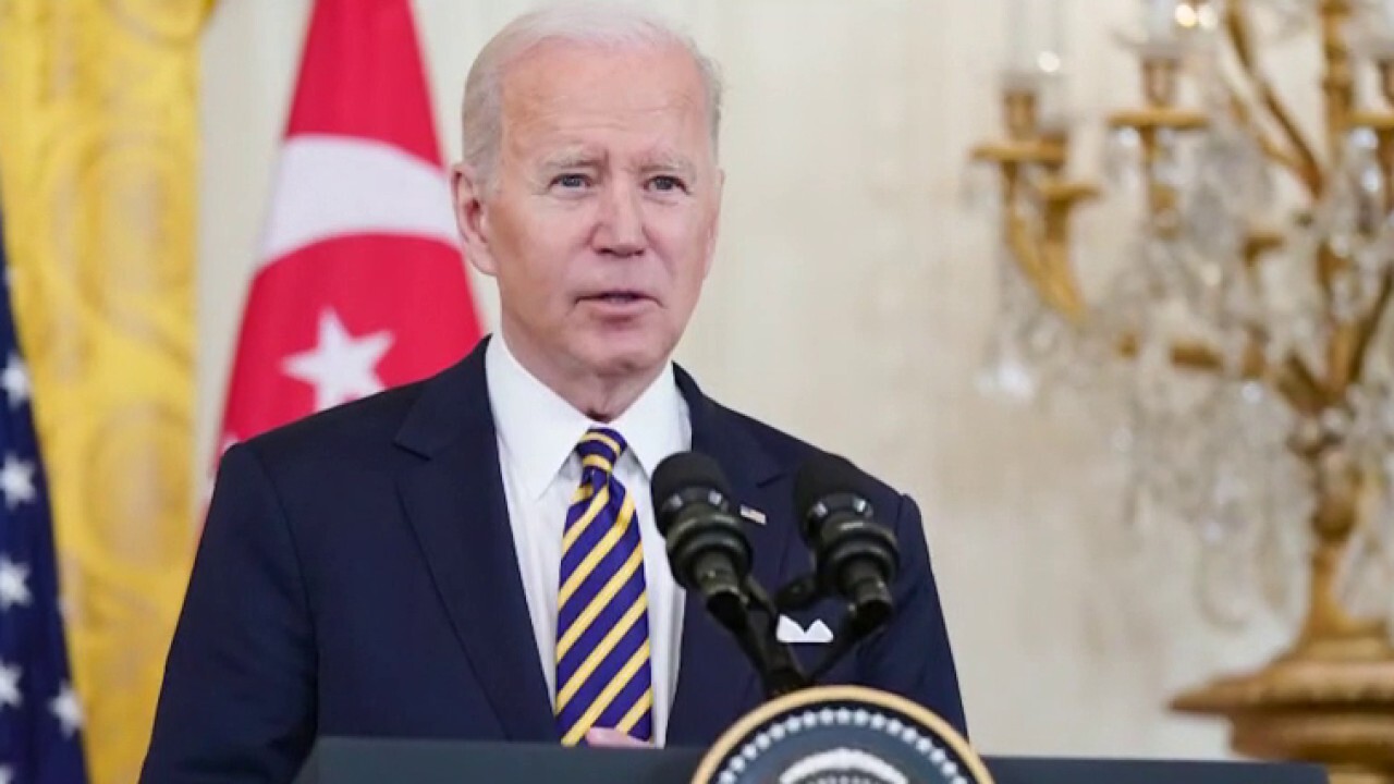 Biden's comments on Ukrainian troops spark confusion