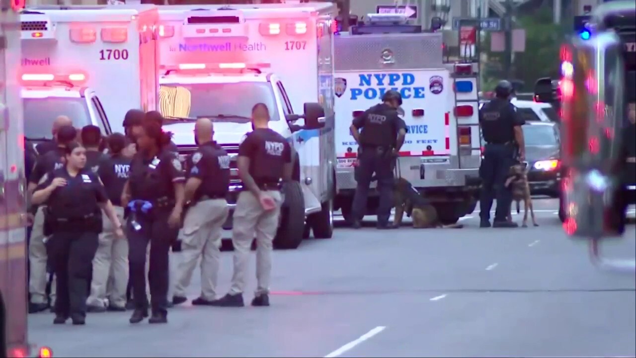 Police respond to reports of an active shooter at a Midtown Manhattan skyscraper housing Blackstone and NFL headquarters. 