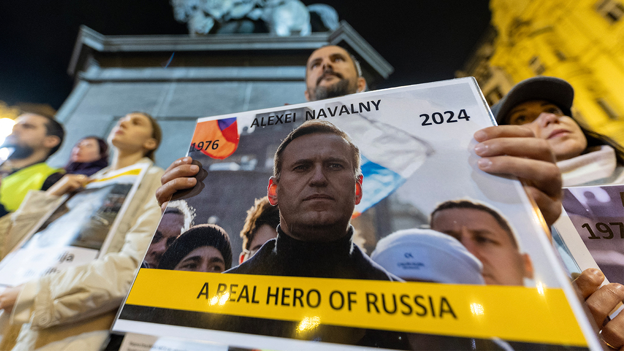 Семейството на главния враг на Путин Алексей Навални се събра