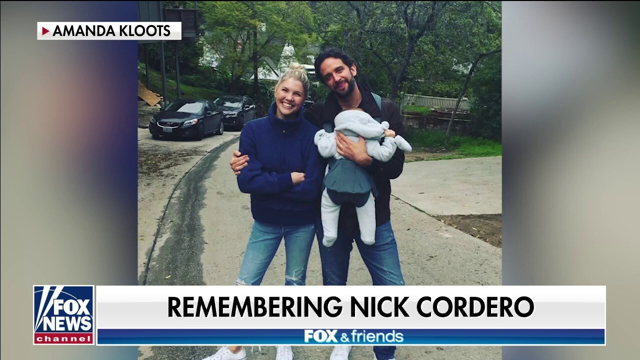 Amanda Kloots honors husband Nick Cordero in new memoir 