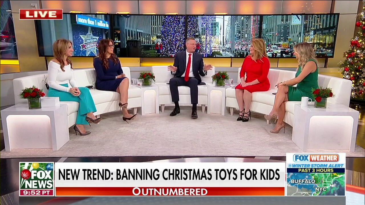 New trend has families banning Christmas toys for children