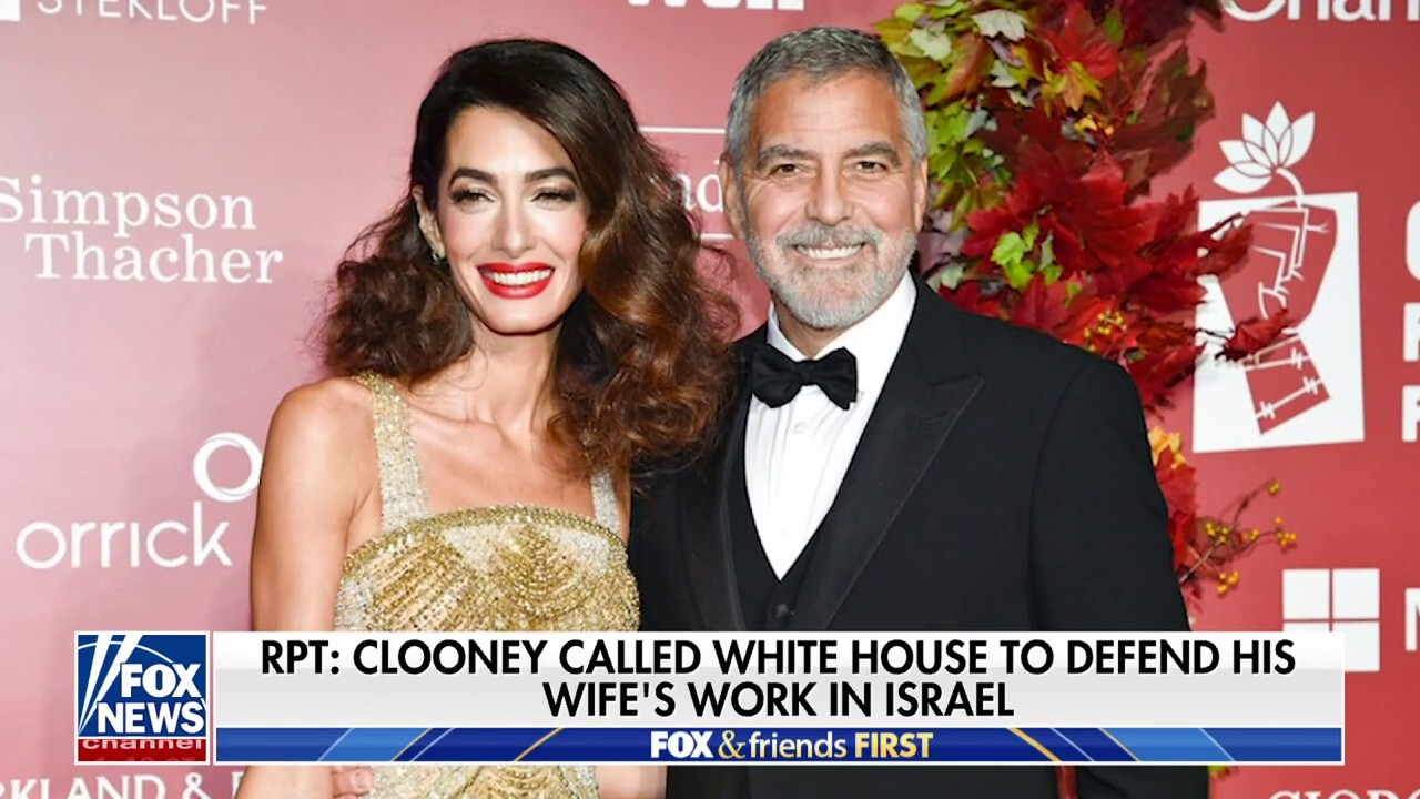 Джордж Клуни се сприятелява с Байдън на събитие за набиране на средства от звезди в Ел Ей, след като се обади в Белия дом с оплакване