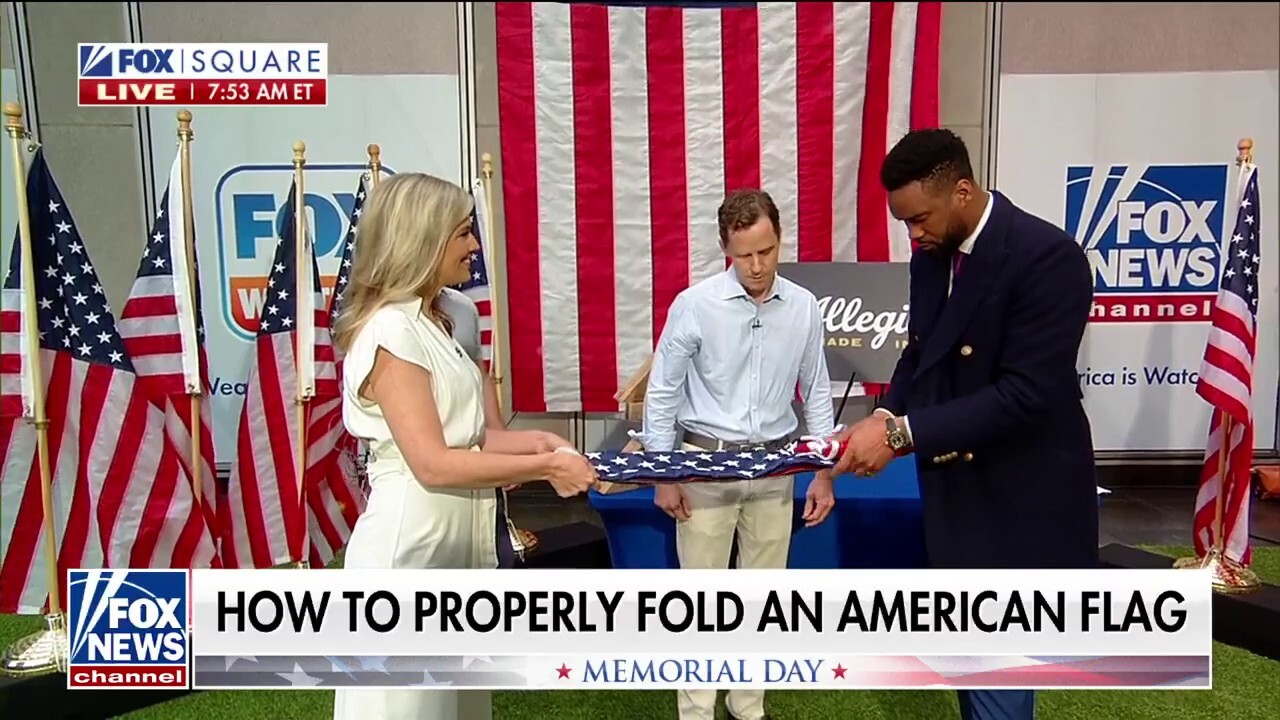 How to properly fold an American flag