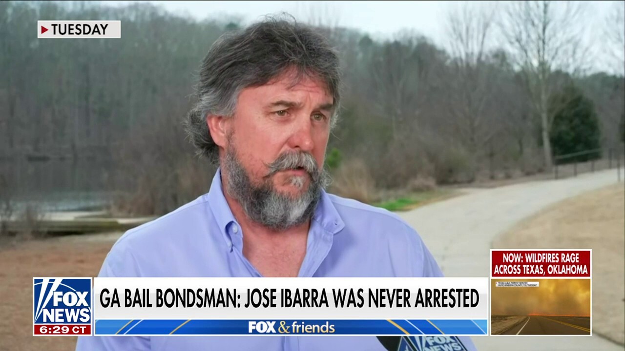 Fox News’ Madison Scarpino speaks with National Association of Bail Agents’ Charlie Chase about new information on the alleged killer of Georgia student Laken Riley.