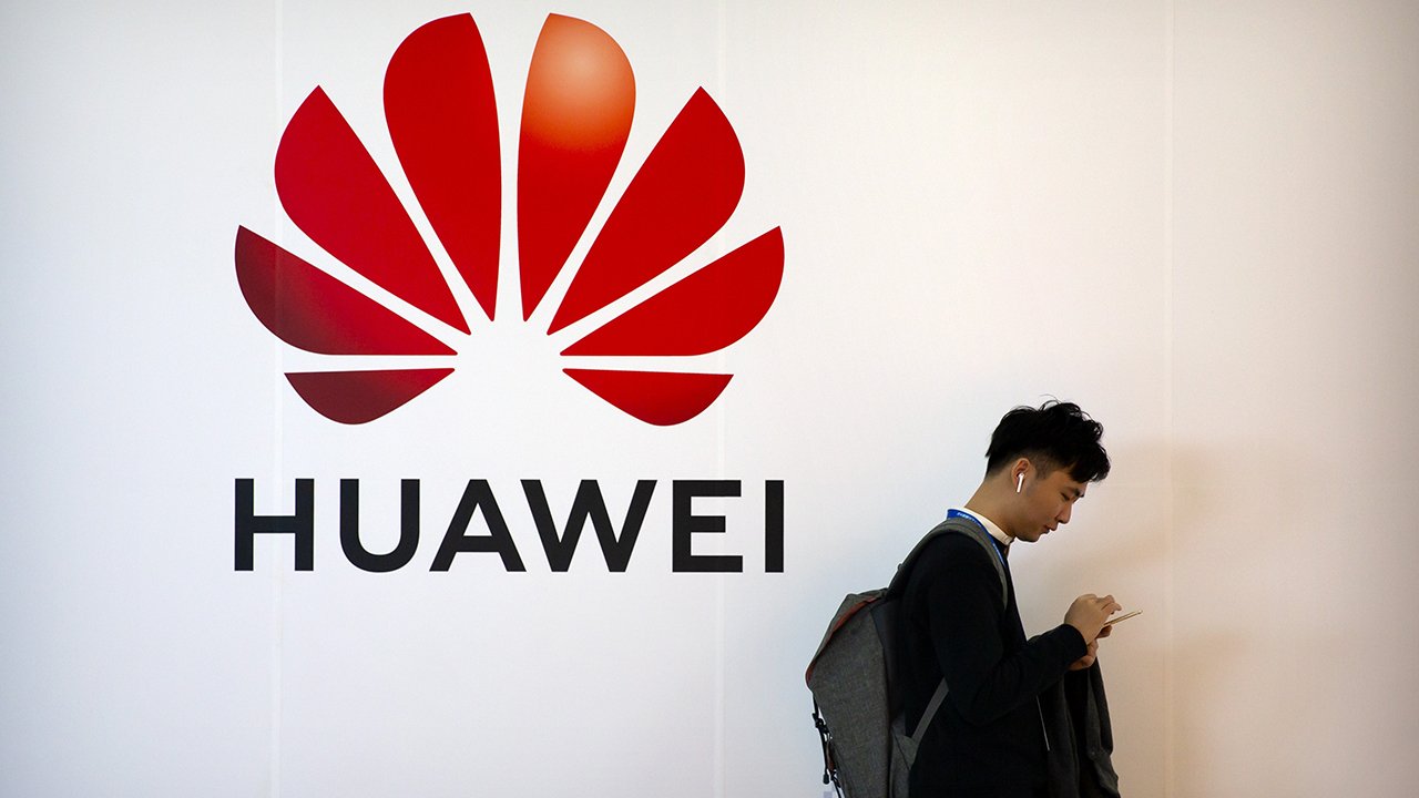 US accuses Huawei of leaving backdoors in mobile phone equipment that could be used to spy on users