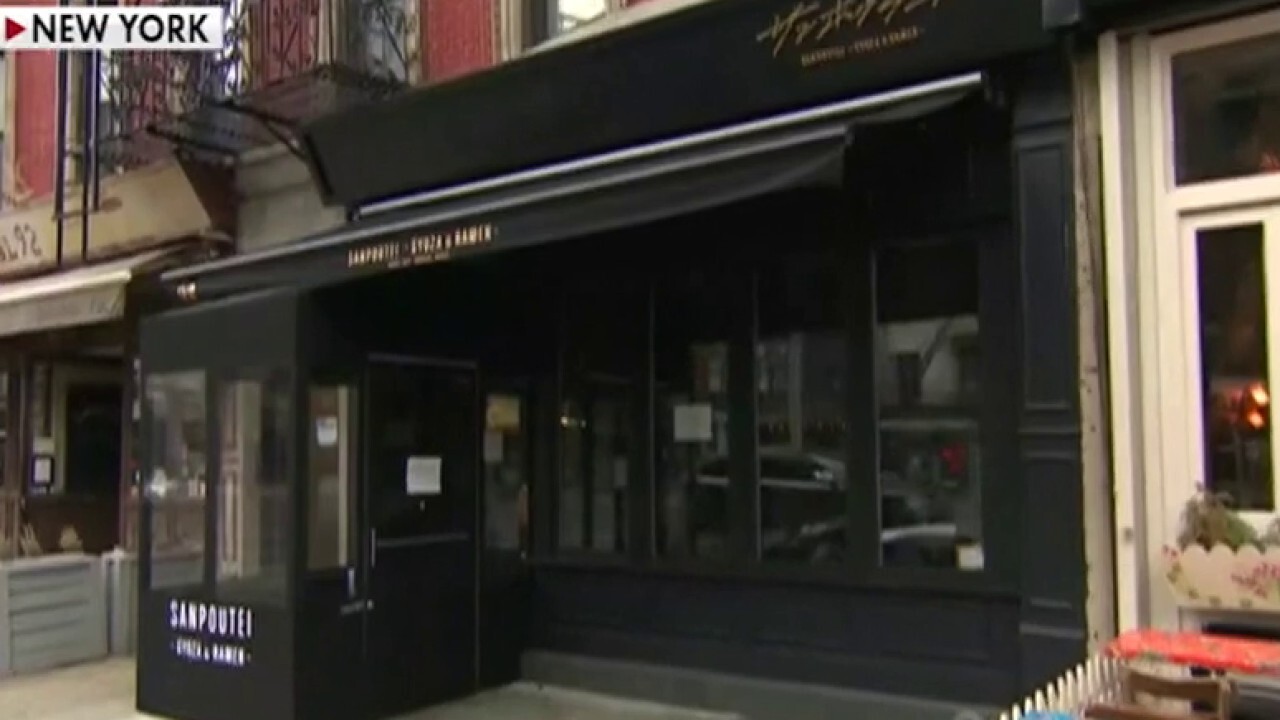 New York restaurant industry pushes back against Cuomo's threat to ban indoor dining