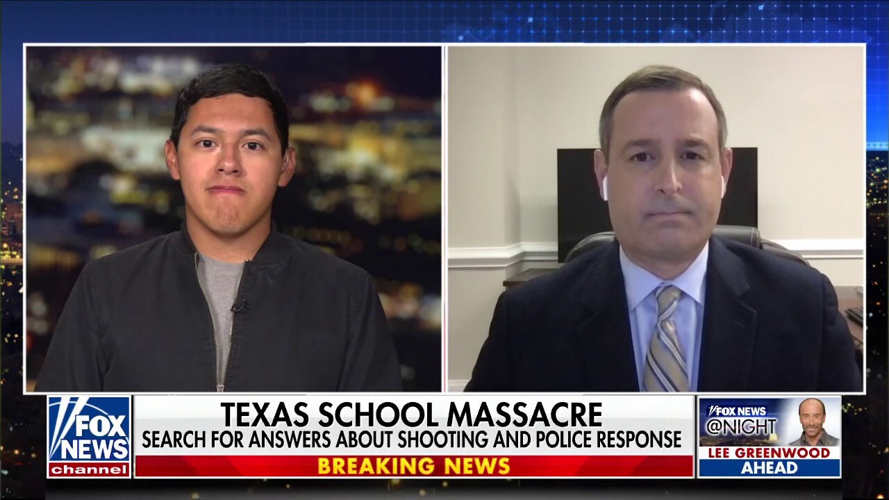 Questions remain over local response to Texas school shooting