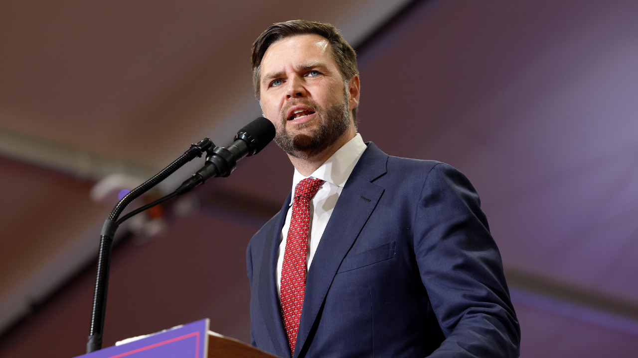 WATCH LIVE: JD Vance delivers remarks on border security in key battleground state