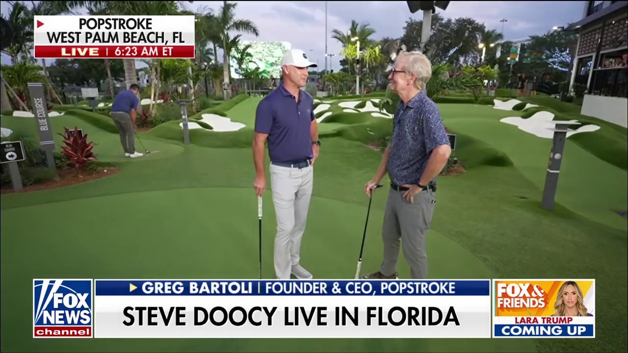 PopStroke CEO Greg Bartoli joins Steve Doocy on the mini golf course