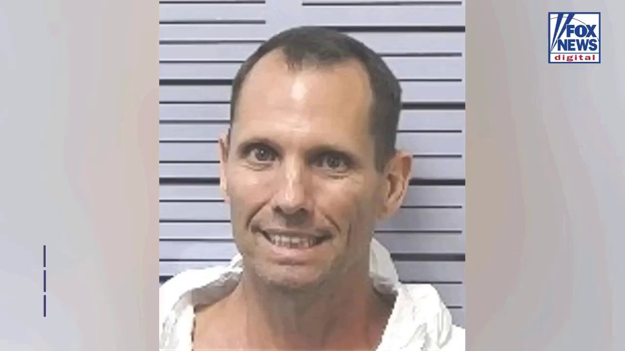 Alabama man allegedly kills family members with chainsaw