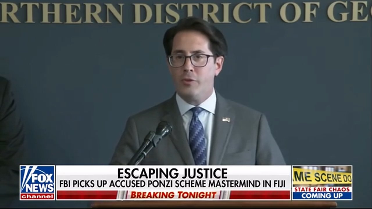 Fox News correspondent David Spunt discusses the FBI's arrest of Edward Zimbardi, an alleged crypto scammer accused of collecting more than $160 million through fraudulent investment advertisements, on 'Special Report.'