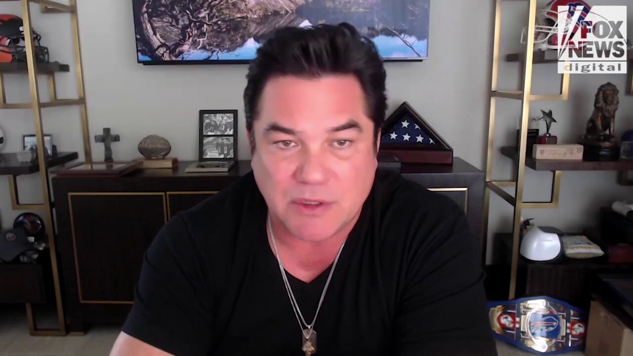 Alec Baldwin 'Rust' shooting could change future of firearms on set, Dean Cain admits