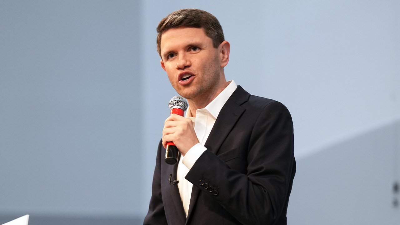 WATCH LIVE: Dem Senate nominee James Talarico campaigns in Dallas, Texas