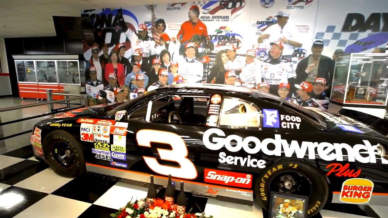 NASCAR legend gives private tour of Richard Childress Racing Museum