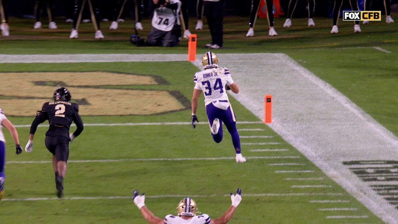 Washington's Elijah Brown connects with Brian Bonner Jr. for 25-yard TD, retaking lead over Purdue
