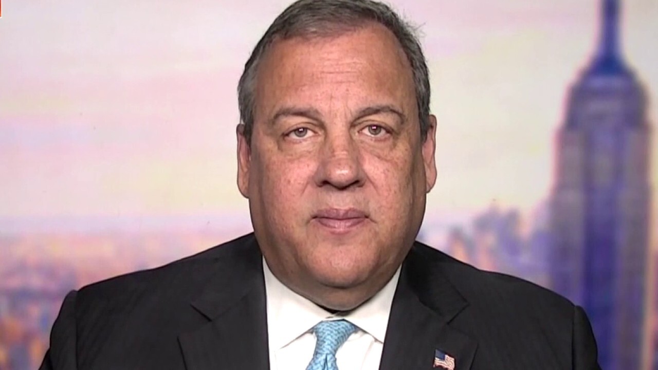 Former New Jersey Gov. Chris Christie discusses his political plans for 2024