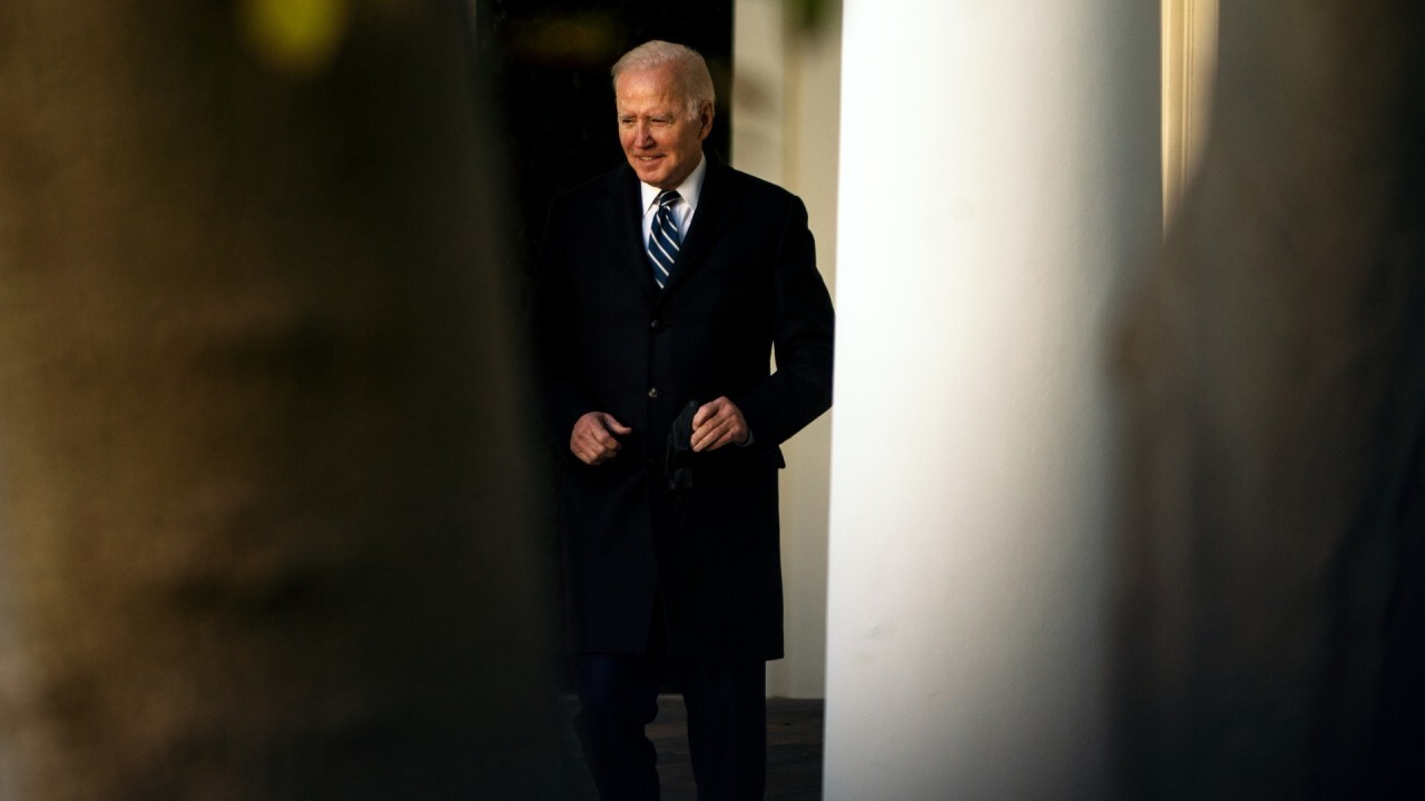 ‘The Five’ sound off on Biden’s ‘out-of-touch’ Nantucket visit – Fox News