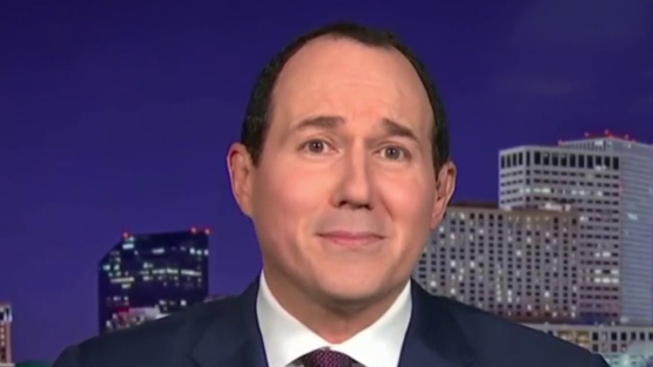 Raymond Arroyo: President Biden should consider prosecuting Jill Biden for defiling the White House with these decorations