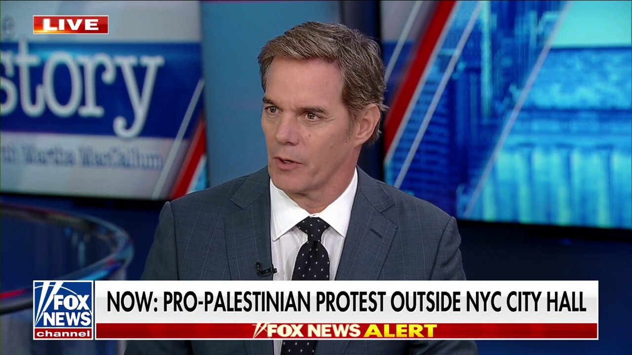Have we lost sight of the hostages remaining in Gaza?: Bill Hemmer ...